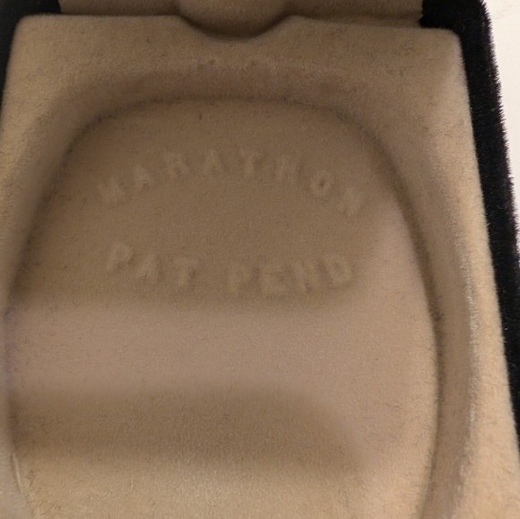 Vintage Princess Mara 14k gold locket and chain with diamond - Picture 3 of 10